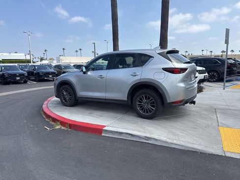 Used 2019 MAZDA CX-5 Sport FWD image 16