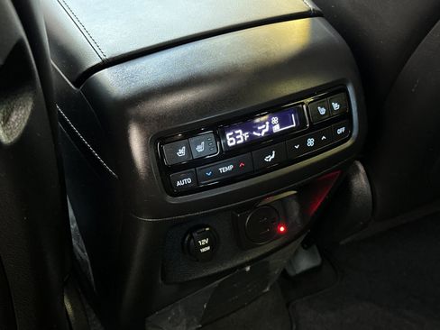 Used 2024 Hyundai Palisade Calligraphy image 14