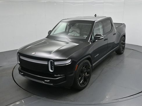 Used 2023 Rivian R1T Adventure AWD/4WD image 29