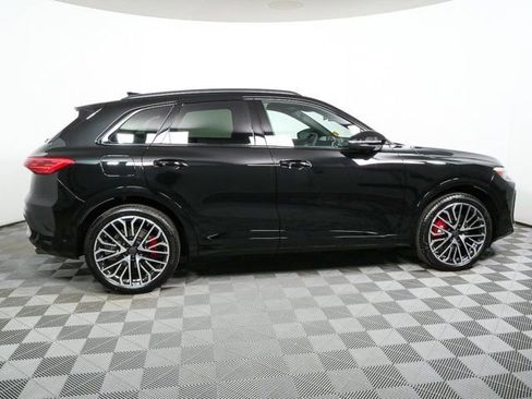 New 2026 Audi SQ5 Premium Plus image 2