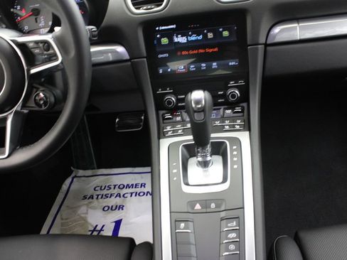 Certified 2025 Porsche 718 Cayman S RWD image 25