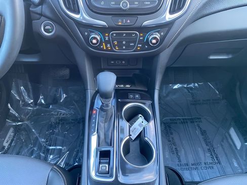 Used 2024 Chevrolet Equinox Premier image 24