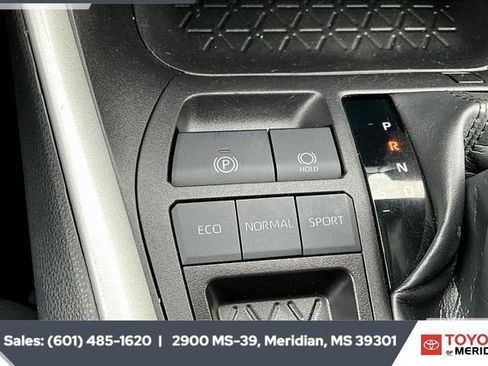 Used 2024 Toyota RAV4 XLE image 22