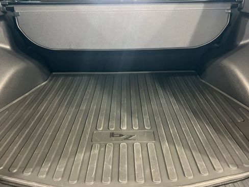 Used 2026 Toyota bZ FWD image 18