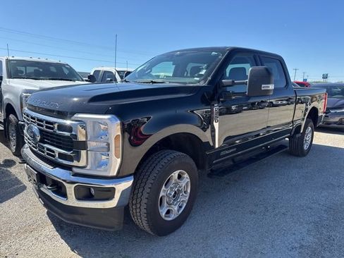 Used 2025 Ford F250 XLT w/ FX4 Off-Road Package image 1