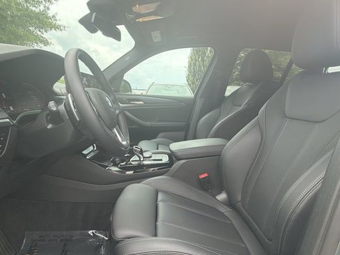 Used 2023 BMW X3 xDrive30i w/ Premium Package AWD/4WD image 5