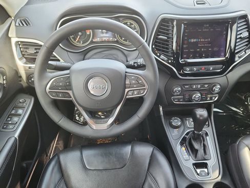 Used 2022 Jeep Cherokee Limited w/ Elite Package image 11