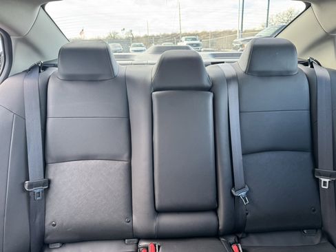 Used 2024 Nissan Altima 2.5 SL image 9