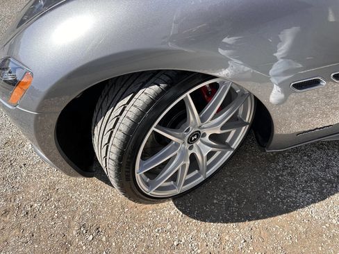 Used 2014 Maserati GranTurismo Sport image 22