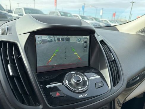 Used 2019 Ford Escape Titanium image 24