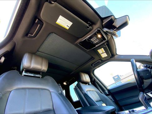 Used 2019 Land Rover Range Rover Sport HSE image 13
