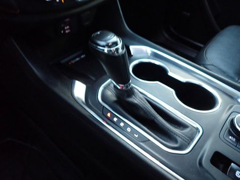 Used 2020 Chevrolet Traverse Premier w/ LPO, Floor Liner Package image 28