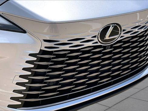Used 2025 Lexus RX 350 Premium w/ Accessory Package (Z1) FWD image 30