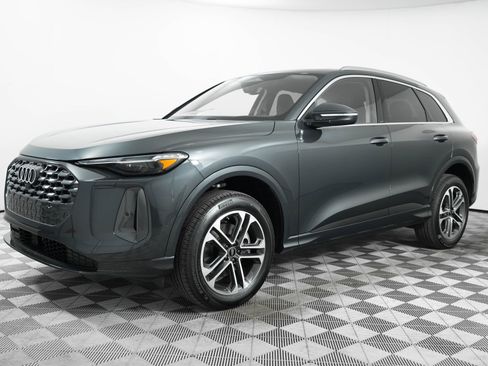 New 2025 Audi Q5 Premium Plus image 3