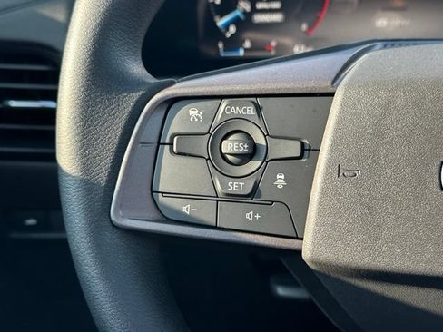 Used 2026 Nissan Sentra SV w/ Floor Mat Package FWD image 38