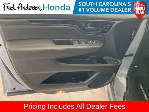New 2026 Honda Odyssey Touring image 5
