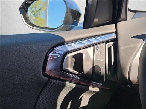 Used 2026 BMW X3 xDrive30 w/ Premium Package image 20