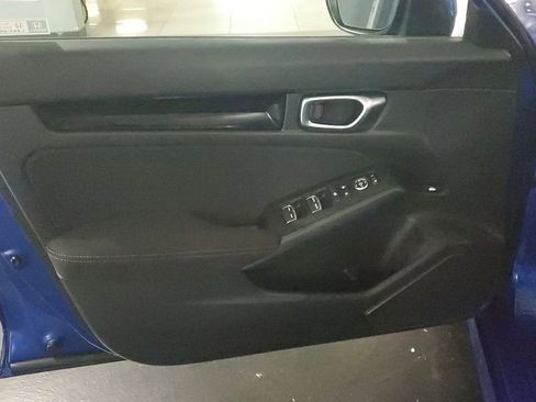 Used 2022 Honda Civic EX image 19