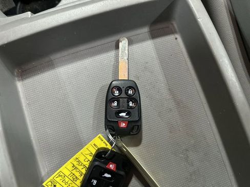 Used 2011 Honda Odyssey EX-L image 33
