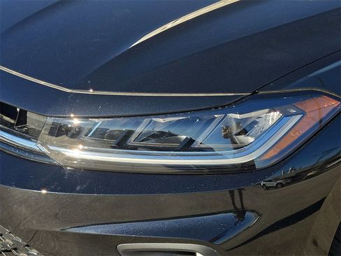 New 2026 Volkswagen Jetta SE image 7