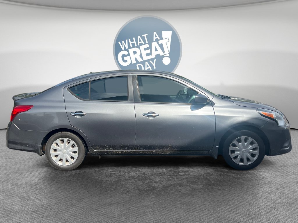 Used 2019 Nissan Versa SV FWD image 2