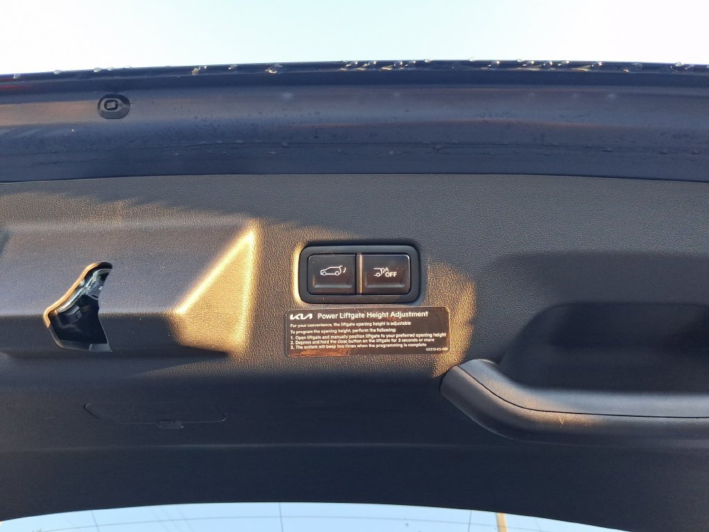 Used 2027 Kia Telluride EX w/ Towing Package AWD/4WD image 12