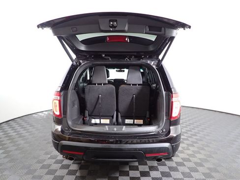 Used 2013 Ford Explorer XLT AWD/4WD image 14
