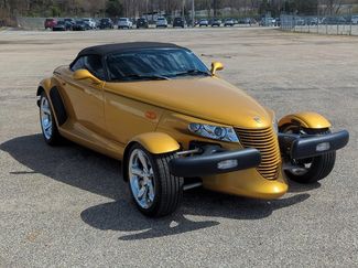 Used 2002 Chrysler Prowler video 2