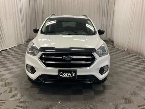 Used 2018 Ford Escape SE w/ SE Sport Appearance Package AWD/4WD image 2