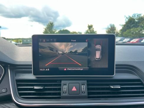Used 2019 Audi Q5 Prestige w/ Prestige Package AWD/4WD image 24