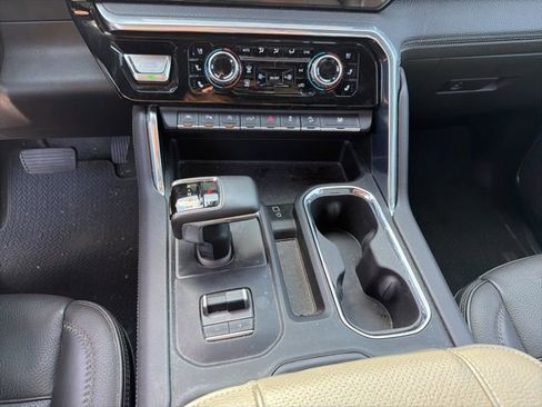 Used 2023 GMC Sierra 1500 Denali w/ Denali Carbonpro Edition image 11