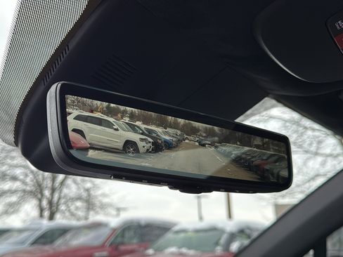 Used 2024 Kia Sorento SX Prestige w/ Olive Brown Leather Package image 26