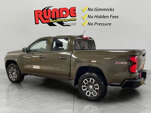 Used 2023 Chevrolet Colorado Z71 w/ Z71 Convenience Package 2 image 3