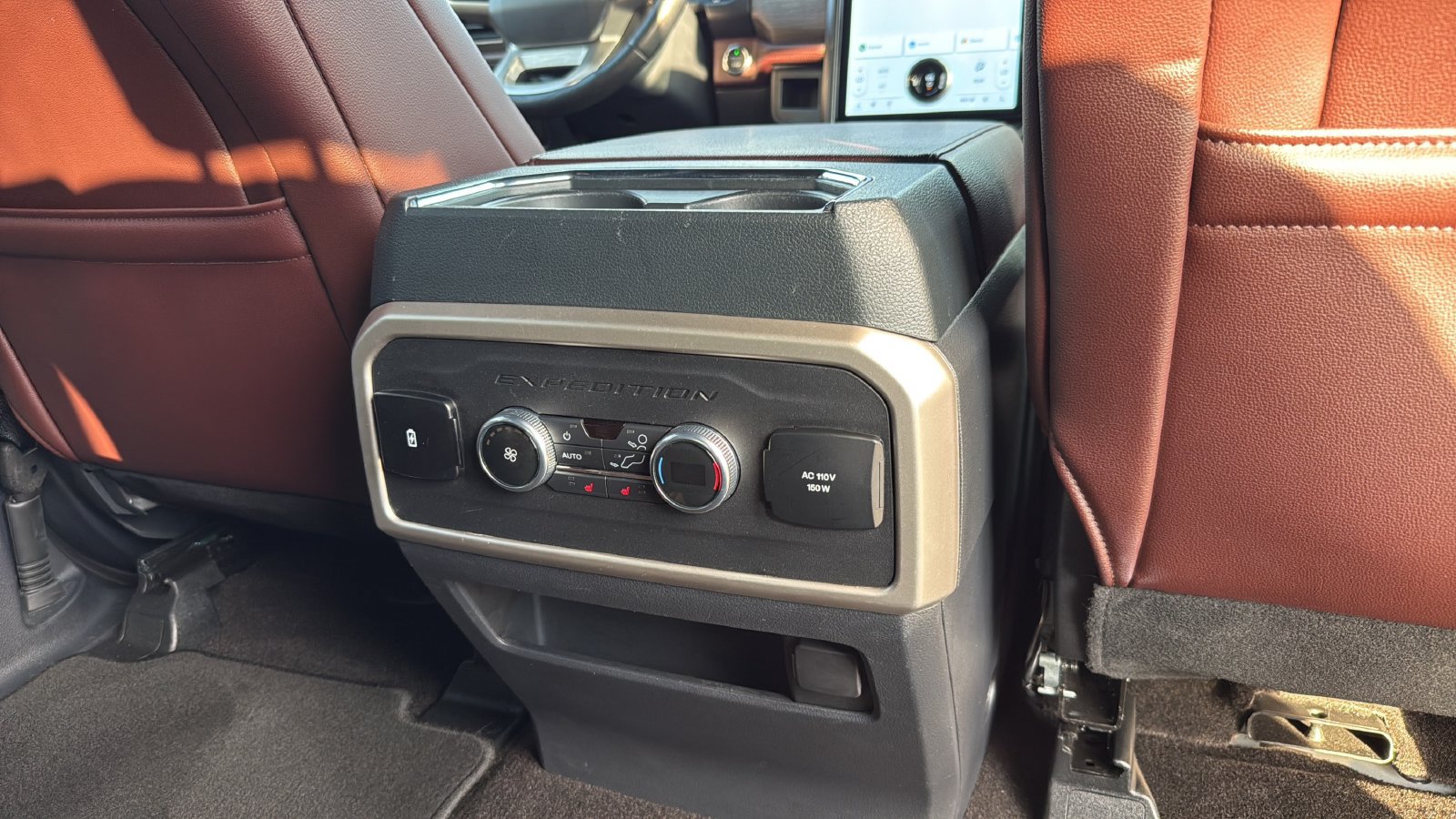 Used 2022 Ford Expedition Limited RWD image 27