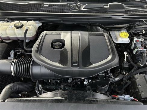 Used 2025 RAM 1500 Laramie image 37