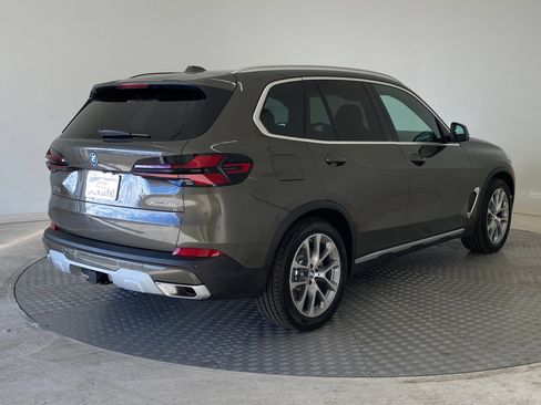 Used 2026 BMW X5 xDrive50e w/ Premium Package AWD/4WD image 8