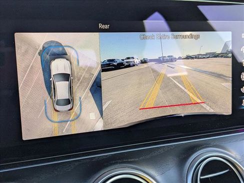 Used 2022 Mercedes-Benz E 350 Sedan image 13