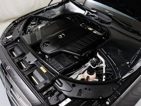 Certified 2022 Mercedes-Benz S 500 4MATIC w/ AMG Line Package image 40
