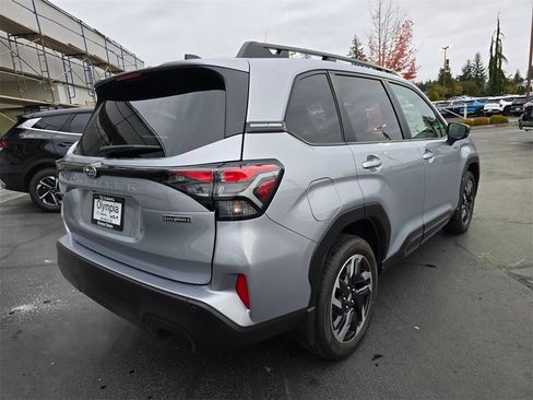 New 2025 Subaru Forester Limited image 4