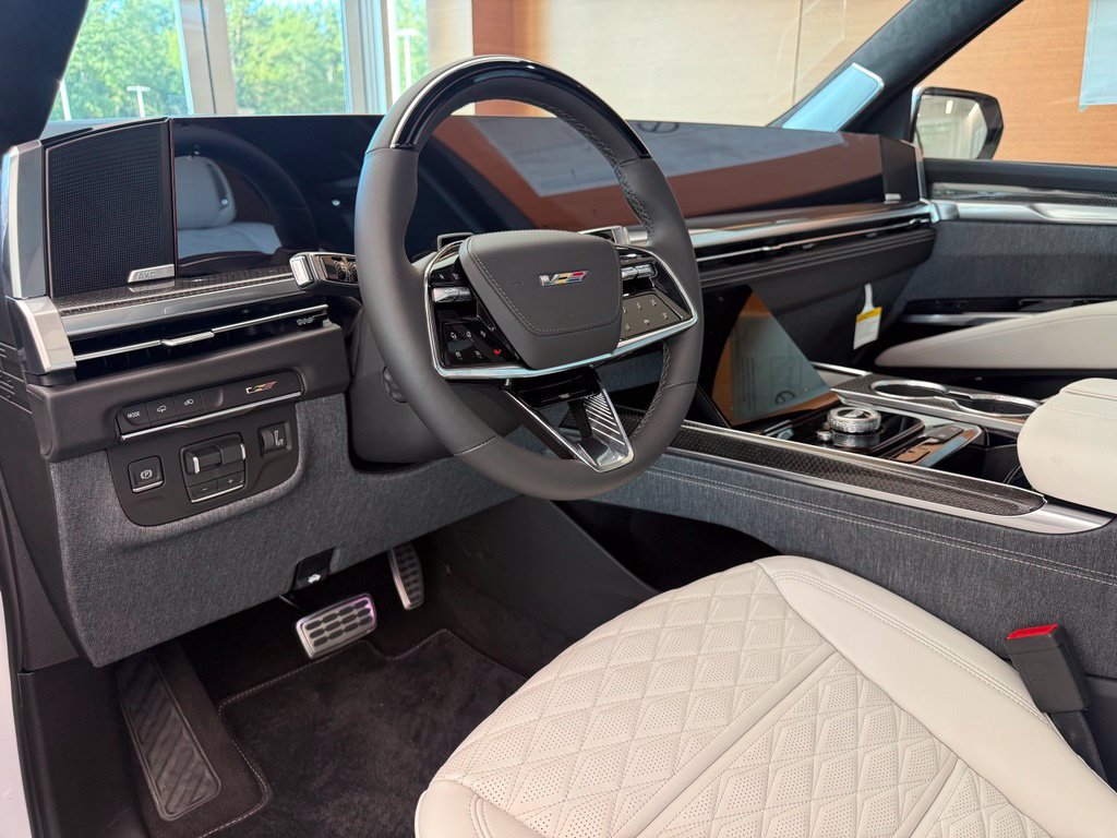 New 2026 Cadillac Escalade V AWD/4WD image 11