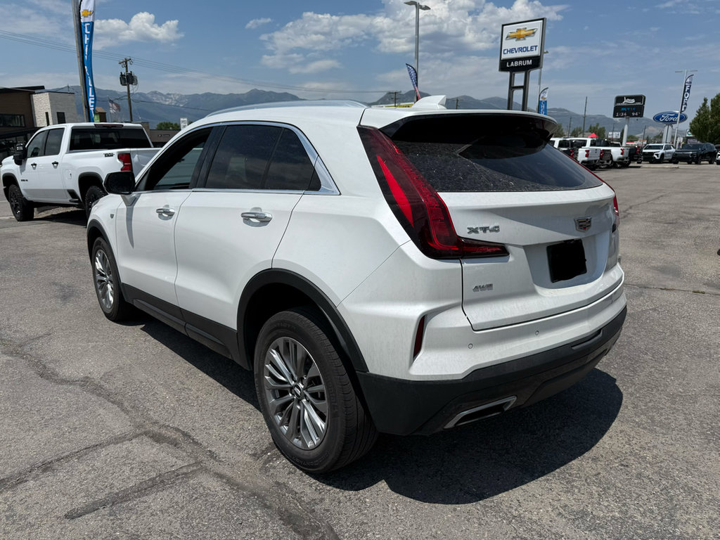 Used 2024 Cadillac XT4 Premium Luxury AWD/4WD image 4