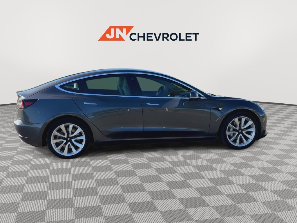 Used 2019 Tesla Model 3 Standard Range Plus RWD image 9
