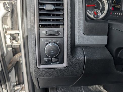 Used 2019 RAM 1500 Express image 16