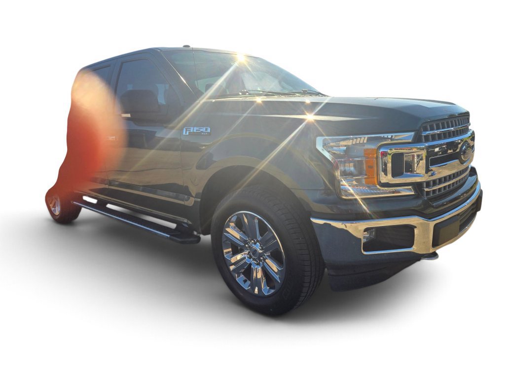 Used 2018 Ford F150 XLT w/ Equipment Group 302A Luxury AWD/4WD image 2
