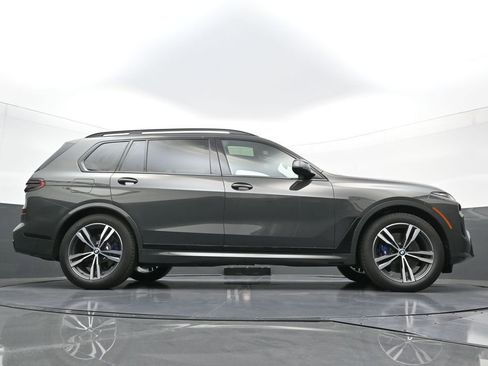 New 2026 BMW X7 xDrive40i w/ M Sport Package AWD/4WD image 29