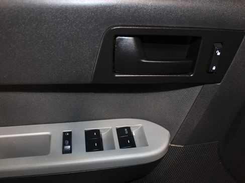 Used 2012 Ford Escape XLT FWD image 11