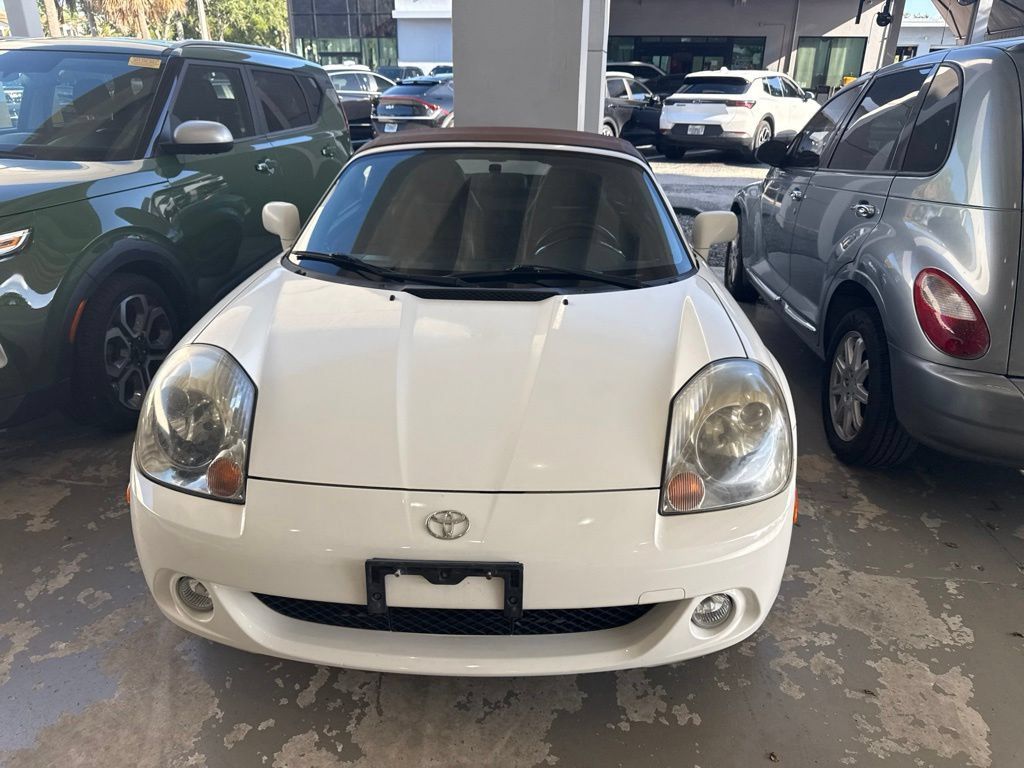 Used 2004 Toyota MR2 w/ Preferred Accessory Pkg RWD image 2