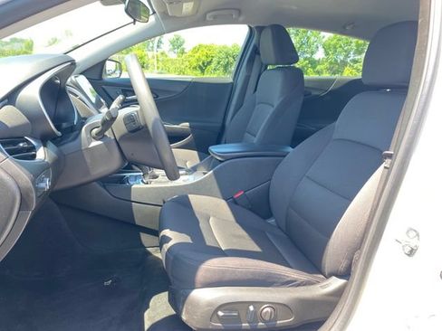 Certified 2023 Chevrolet Malibu LT FWD image 15