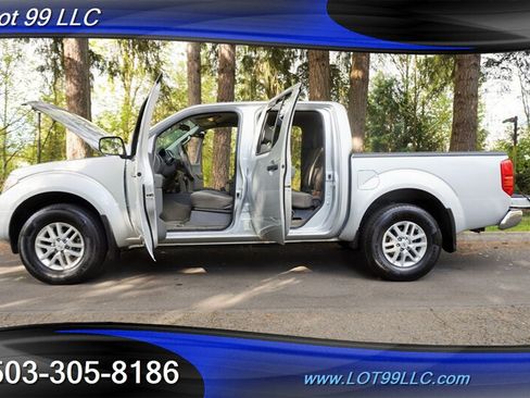 Used 2016 Nissan Frontier SV AWD/4WD image 25