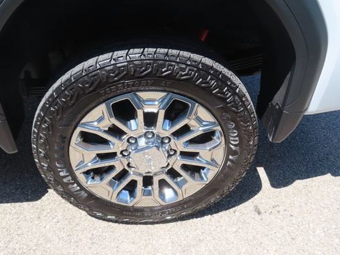 Used 2026 GMC Sierra 2500 Denali Ultimate AWD/4WD image 17
